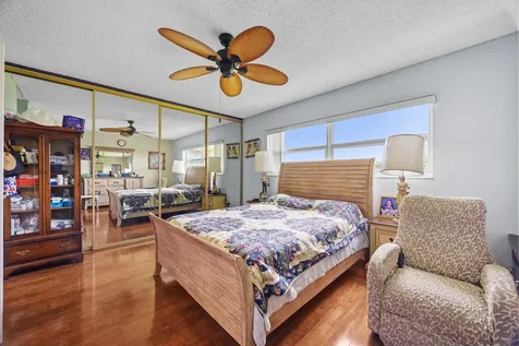 3405 Nw 48 Avenue Lauderdale Lakes FL 33319