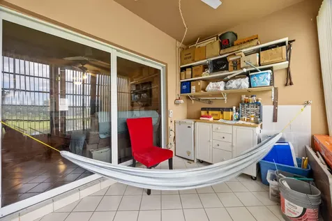 3405 Nw 48 Avenue Lauderdale Lakes FL 33319