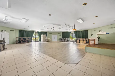 3405 Nw 48 Avenue Lauderdale Lakes FL 33319