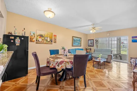 3405 Nw 48 Avenue Lauderdale Lakes FL 33319