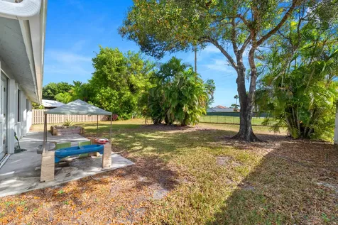 1060 Cedar Creek Way Davie FL 33325
