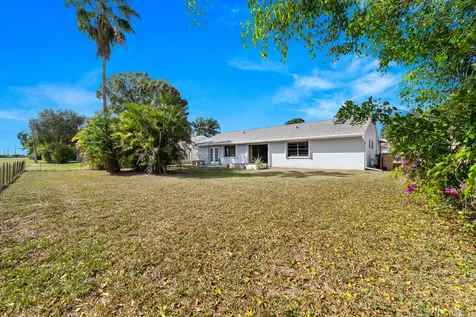 1060 Cedar Creek Way Davie FL 33325