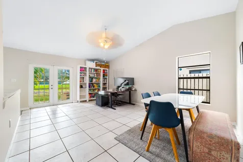 1060 Cedar Creek Way Davie FL 33325