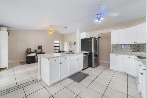1060 Cedar Creek Way Davie FL 33325