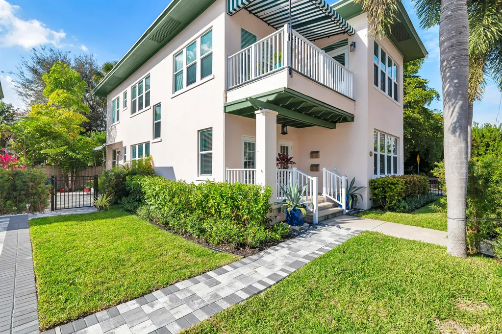 1701 S Olive Avenue West Palm Beach FL 33401