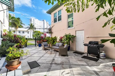 1701 S Olive Avenue West Palm Beach FL 33401