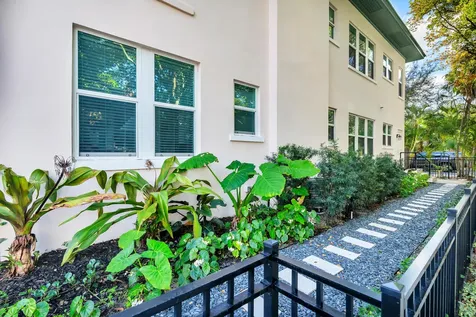 1701 S Olive Avenue West Palm Beach FL 33401