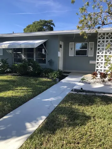 912 S South Drive Delray Beach FL 33445