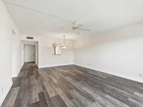 14310 Strathmore Lane Delray Beach FL 33446