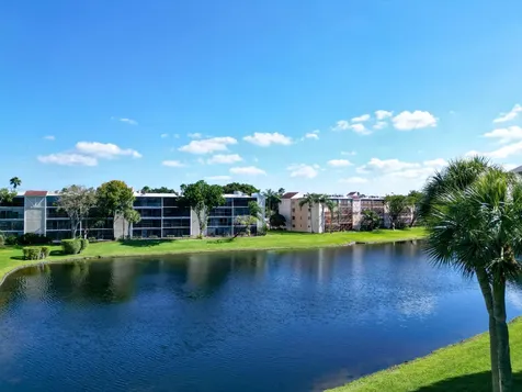 14310 Strathmore Lane Delray Beach FL 33446