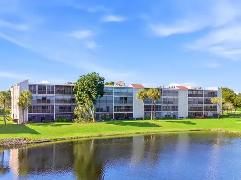 14310 Strathmore Lane Delray Beach FL 33446