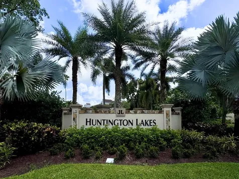 14310 Strathmore Lane Delray Beach FL 33446
