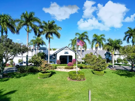 14310 Strathmore Lane Delray Beach FL 33446