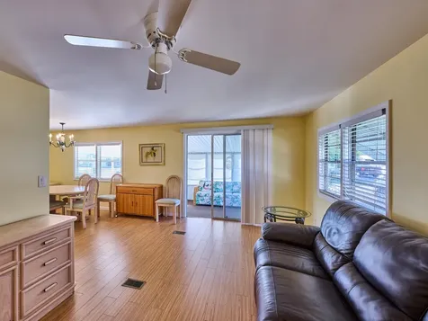 8217 Se Swan Avenue Hobe Sound FL 33455