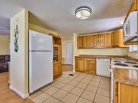 8217 Se Swan Avenue Hobe Sound FL 33455
