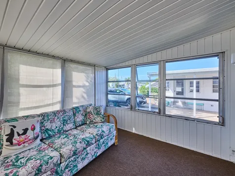 8217 Se Swan Avenue Hobe Sound FL 33455