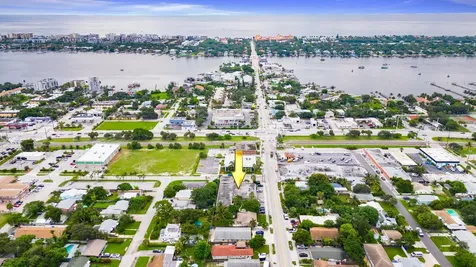301 W Ocean Avenue Lantana FL 33462