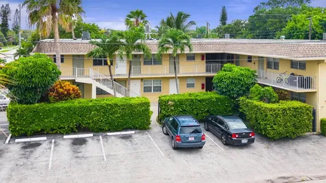 301 W Ocean Avenue Lantana FL 33462