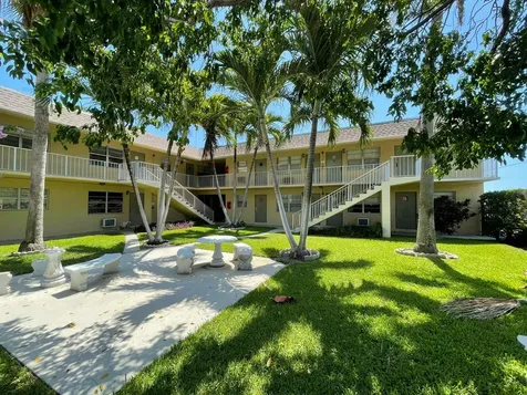 301 W Ocean Avenue Lantana FL 33462
