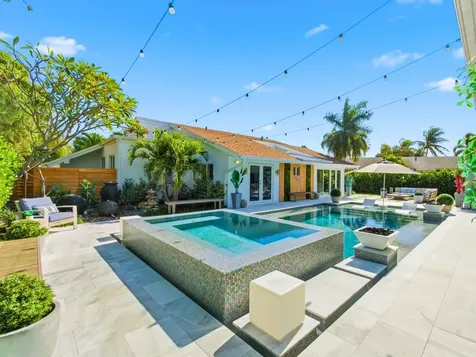 2210 NE 3rd Avenue Avenue Delray Beach FL 33444