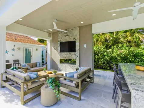 2210 NE 3rd Avenue Avenue Delray Beach FL 33444