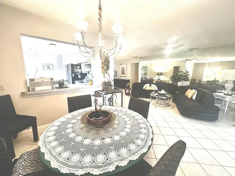 25 Pelican Pointe Drive Delray Beach FL 33483