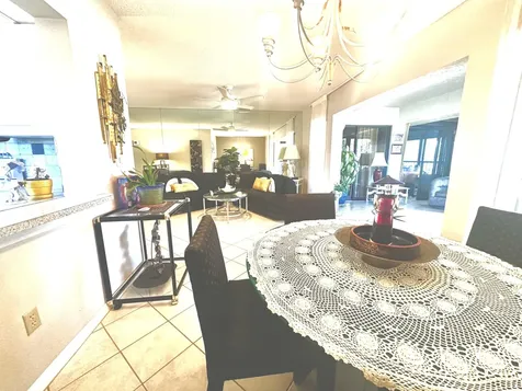 25 Pelican Pointe Drive Delray Beach FL 33483