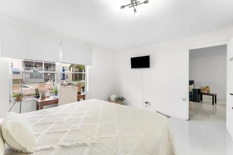 7500 NW 30th Place Sunrise FL 33313