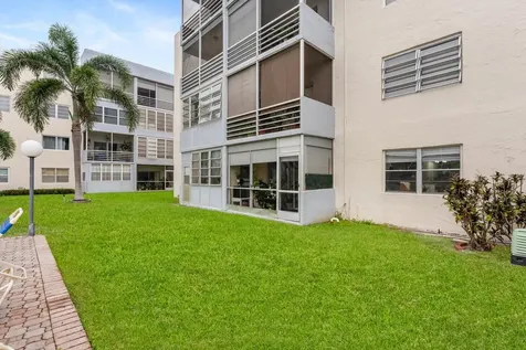 7500 NW 30th Place Sunrise FL 33313