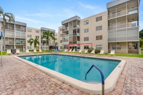 7500 NW 30th Place Sunrise FL 33313