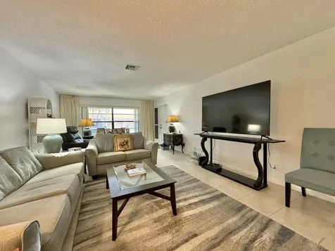 4670 Rosewood Tree Court Boynton Beach FL 33436