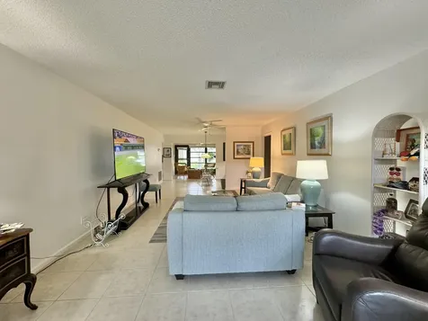 4670 Rosewood Tree Court Boynton Beach FL 33436