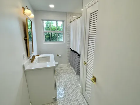 360 Alhambra Place West Palm Beach FL 33405