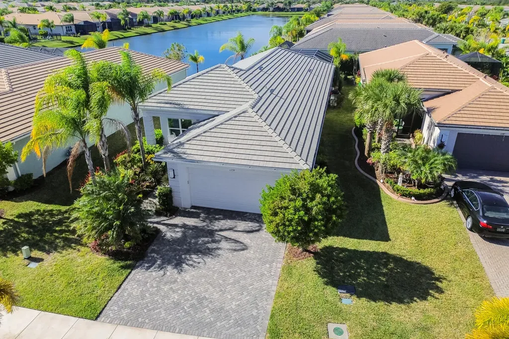 11739 Sw Waterford Isle Way Port Saint Lucie FL 34987