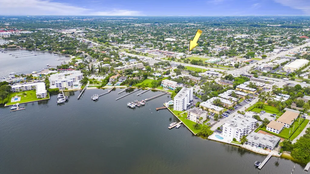 301 W Ocean Avenue Lantana FL 33462