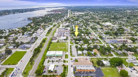301 W Ocean Avenue Lantana FL 33462