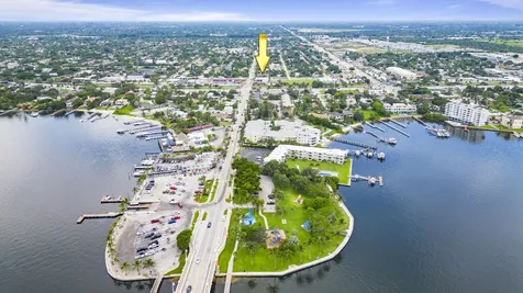 301 W Ocean Avenue Lantana FL 33462