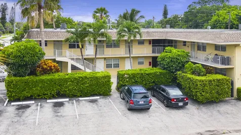 301 W Ocean Avenue Lantana FL 33462