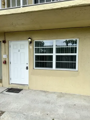 301 W Ocean Avenue Lantana FL 33462