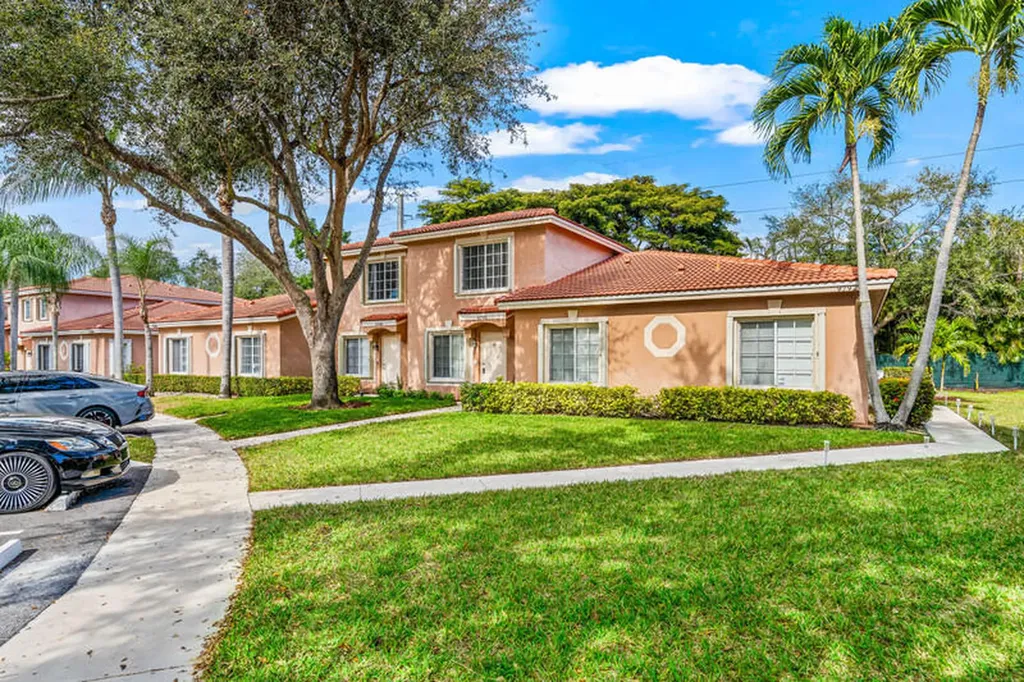 9790 Kamena Circle Boynton Beach FL 33436