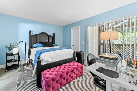 4847 Via Palm Lakes West Palm Beach FL 33417