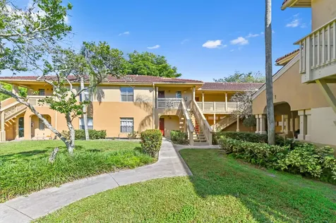 4847 Via Palm Lakes West Palm Beach FL 33417