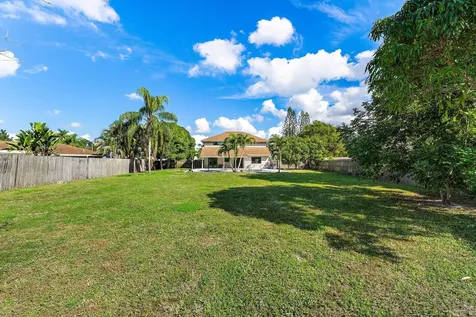 208 Las Palmas Street Royal Palm Beach FL 33411