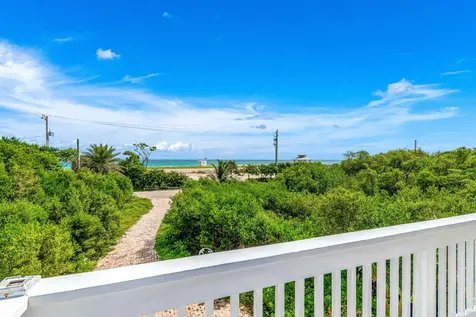 1470 SE Macarthur Boulevard Stuart FL 34996