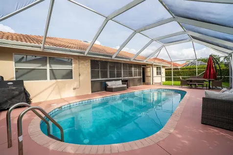 165 Cypress Trace Royal Palm Beach FL 33411