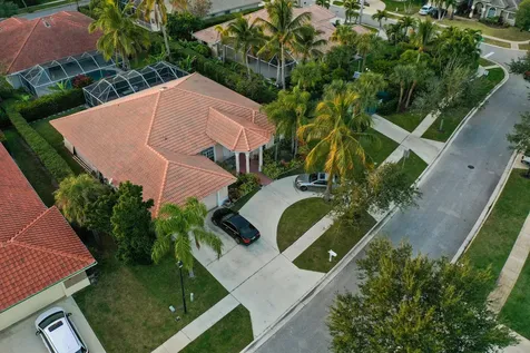 165 Cypress Trace Royal Palm Beach FL 33411