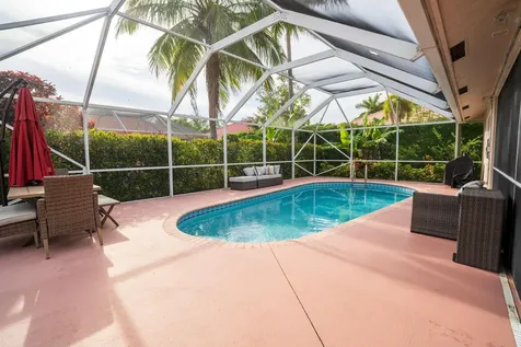 165 Cypress Trace Royal Palm Beach FL 33411