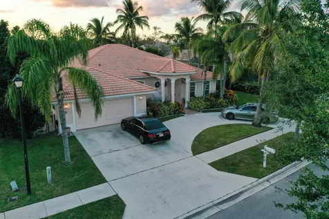 165 Cypress Trace Royal Palm Beach FL 33411