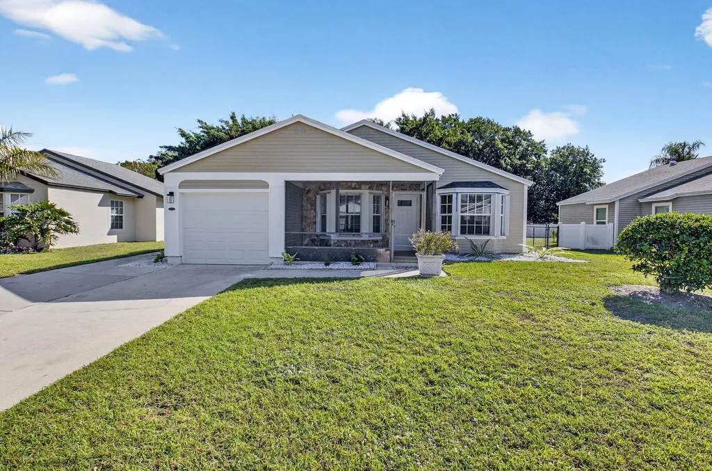 5047 Brian Boulevard Boynton Beach FL 33472
