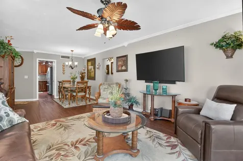 6 Garden Street Tequesta FL 33469